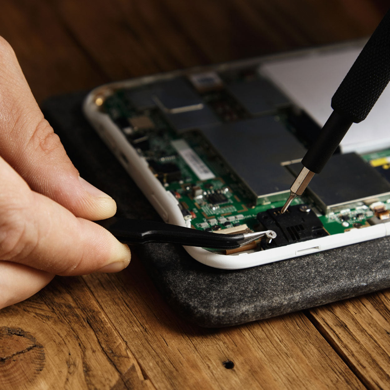 iPad 9th Gen Repair & Screen Fix - iFixandRepair - iFixandRepair